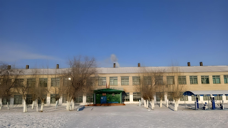 Фотография школы.